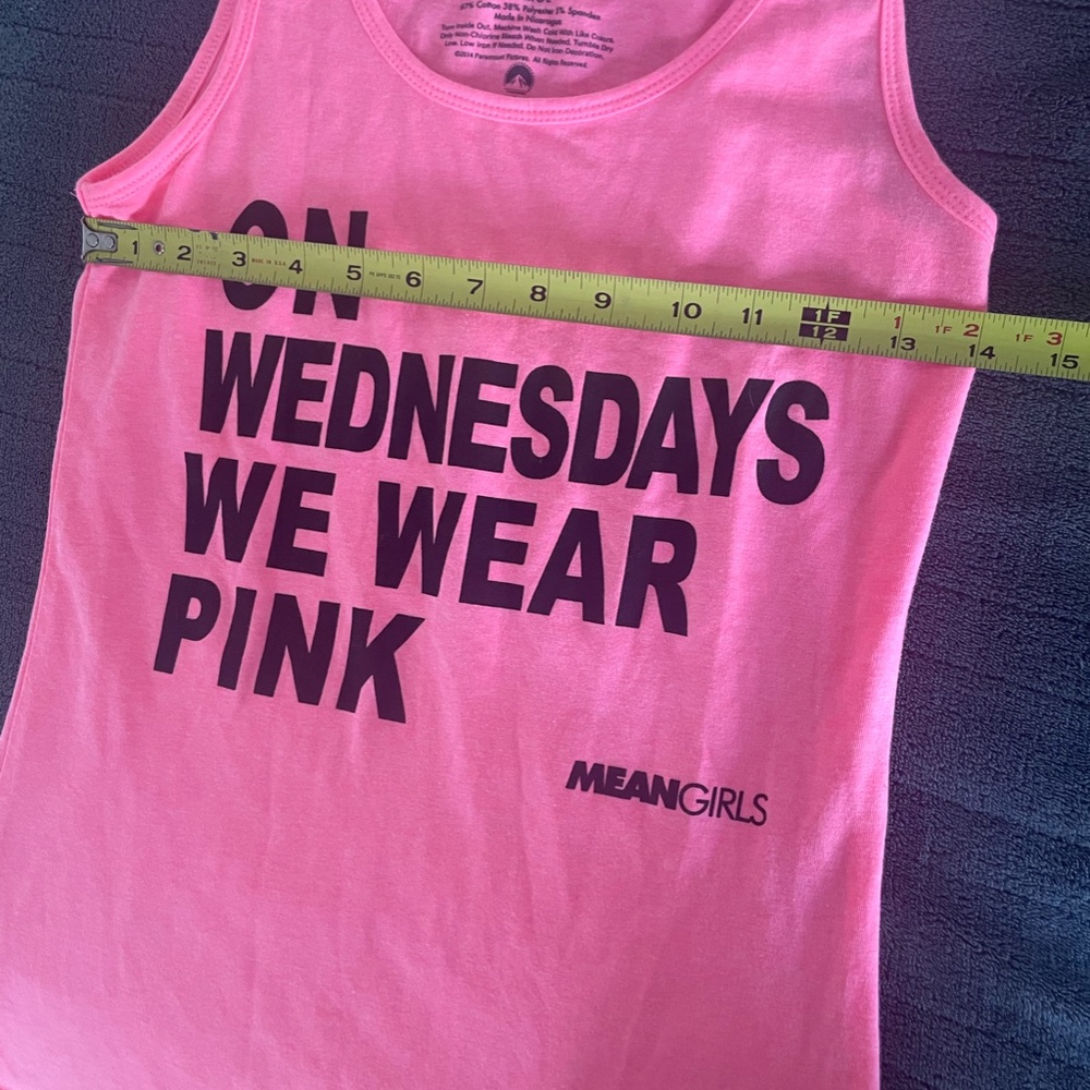 ON WEDNESDAYS WE WEAR PINK (MEAN GIRLS) SIZE LG NWT - Picture 7 of 9